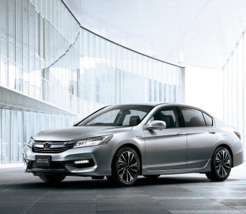 Хонда Аккорд (Honda Accord), Комплектации и обзоры