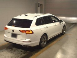 Volkswagen Golf Variant 1.5 eTSI 2021
