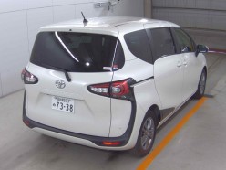 Toyota Sienta 1.5 G Cuero 7 Seater 2022