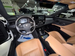 Lexus ES300h ES300h Executive 2023