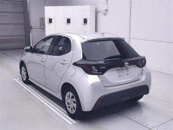 Toyota Yaris 1.0 X 2021