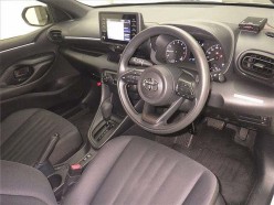 Toyota Yaris 1.0 X 2021