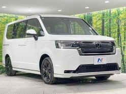 Honda Stepwgn 1.5 Spada 7 seater 4WD 2024
