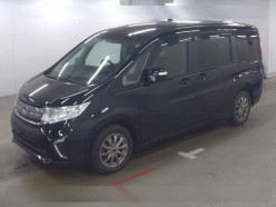 Honda Stepwgn 1.5 G 2015