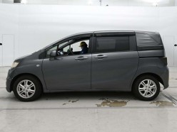 Honda Freed Spike 1.5 G Just Selection 2010