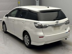 Toyota Wish 1.8X 2016