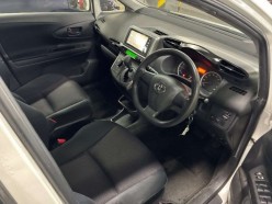 Toyota Wish 1.8X 2016