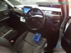 Honda Freed 1.5 G Honda Sensing 6 Seater 2023