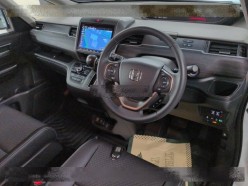 Honda Freed 1.5 G Honda Sensing 7 Seater 4WD 2022