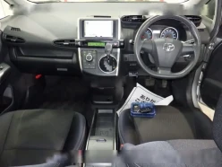 Toyota Wish 1.8 S 2010