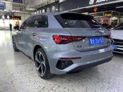 Audi A3 1.4 35 TFSI S Tronic Ultimate Color Edition 2023