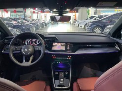 Audi A3 1.4 35 TFSI S Tronic Ultimate Color Edition 2023