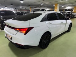 Hyundai Avante 1.6 G CVT Modern 2022
