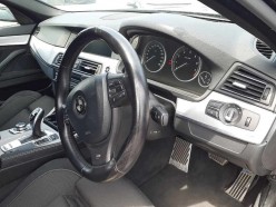 BMW 5-Series Touring 523i M Sport 2011