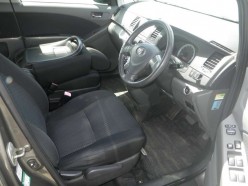Toyota Isis 1.8 Platana limited 2010