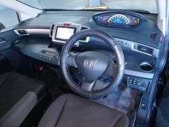 Honda Freed 1.5 G Aero 8 Seater 2011