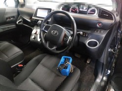 Toyota Sienta 1.5 G 4WD 2019