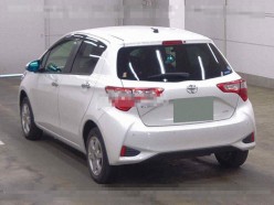 Toyota Vitz 1.3 F Safety Edition III 4WD 2019