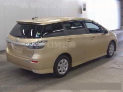 Toyota Wish 1.8 Х 2014