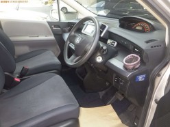 Honda Freed 1.5 G Just Selection 8 Seater 2010