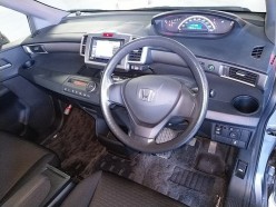 Honda Freed spike 1.5 G Just Selection 2013