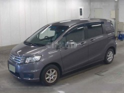 Honda Freed spike 1.5 G Just Selection 2013
