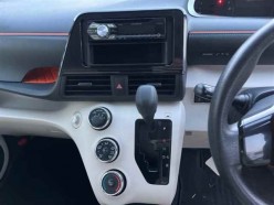 Toyota Sienta 1.5 X 2016