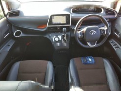 Toyota Sienta 1.5 G Cuero 2019