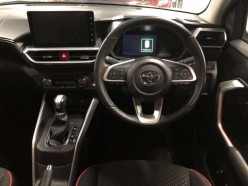 Toyota Raize 1.0 Z + Panoramic view 2020