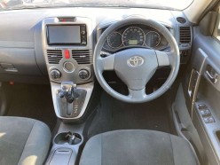 Toyota Rush 1.5 G L Package 4WD 2015