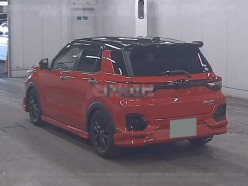 Daihatsu Rocky 1.0 Premium 2019