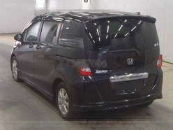 Honda Freed Spike 1.5 G aero 2010