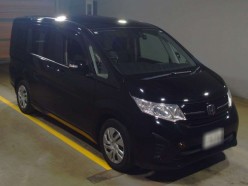 Honda Stepwgn 1.5 B Honda Sensing 7 seater 2019