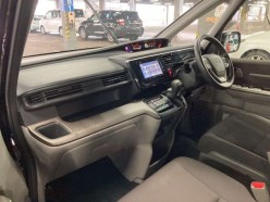 Honda Stepwgn 1.5 B Honda Sensing 7 seater 2019