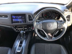 Honda Vezel 1.5 RS Honda Sensing 2020