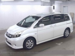 Toyota Isis 1.8 Platana 2013
