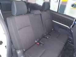 Toyota Isis 1.8 Platana 2013