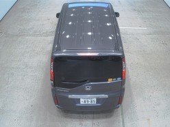 Honda Stepwgn 1.5 B 7 seater 2017