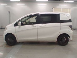 Honda Freed Spike 1.5 G Just Selection 4WD 2015