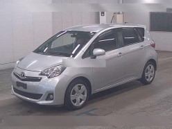 Toyota Ractis 1.5 G 2013