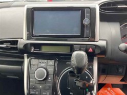 Toyota Wish 1.8 S 4WD 2013