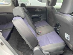 Toyota Wish 1.8 S 4WD 2013