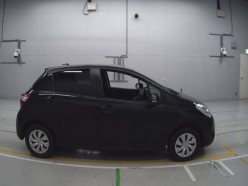 Toyota Vitz 1.0 F 2018