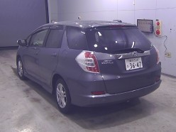 Honda Fit Shuttle 1.5 15X Cool Edition 2014