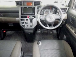 Toyota Roomy 1.0 X Smart Assist 2021