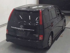 Toyota Isis 1.8 Platana limited 2010