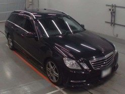 Mercedes-Benz E-Class E 250 BlueEfficiency Avantgarde 2013