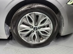 KIA K5 2.0 GDi HEV AT 2WD Prestige 2020