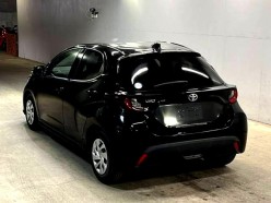Toyota Yaris 1.0 X 2021