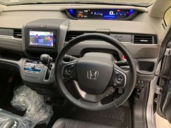 Honda Freed 1.5 G Honda Sensing 2016